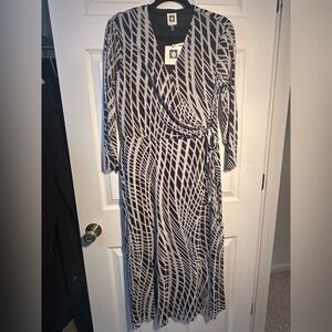 Anne Klein Women’s Dress